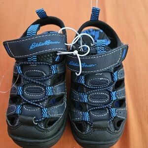 NWOT Eddie Bauer Kids Black and Blue Adventure Sandals